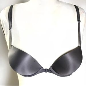 Victorias Secret Bombshell Plunge Push Up Bra 34A
